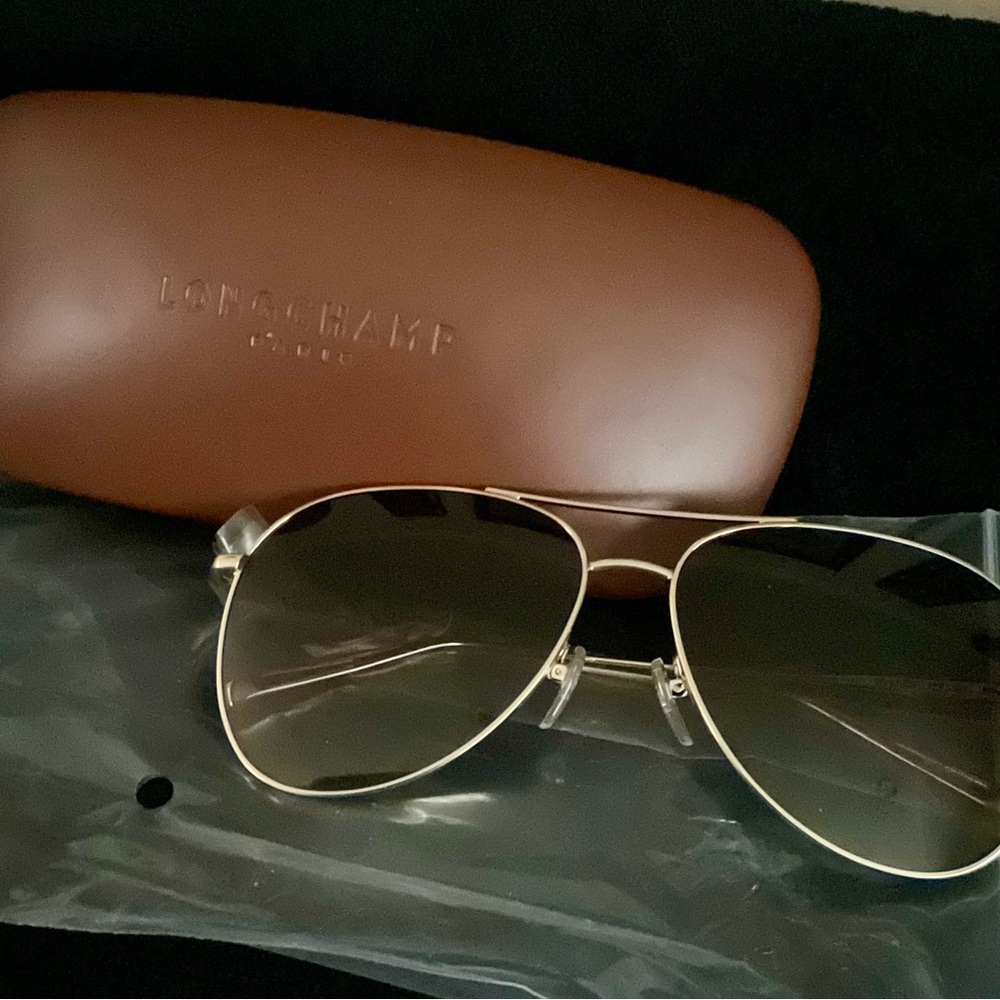 Longchamp LO139S 712 Sunglasses with Brown Case